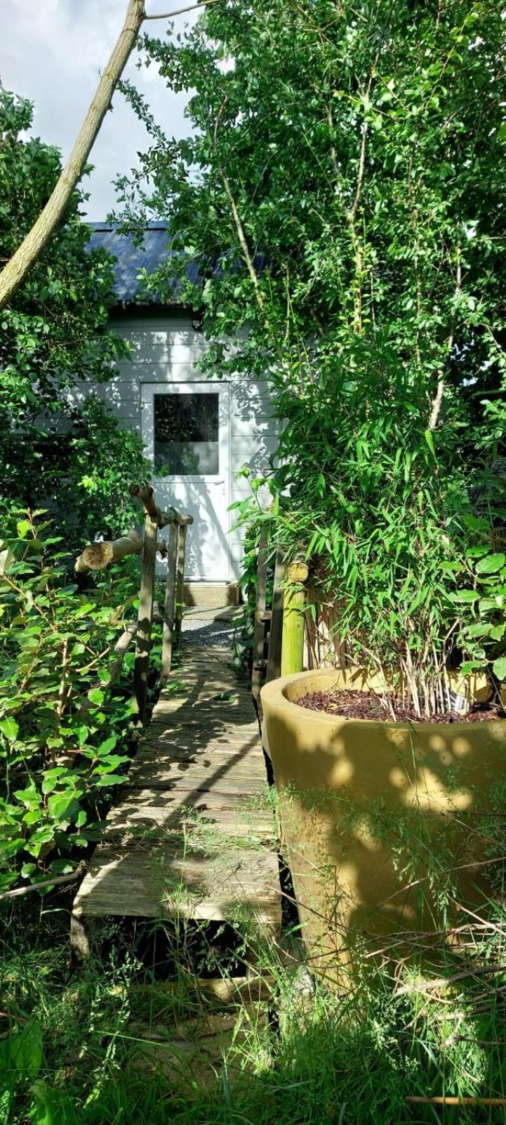 Tuinhuisje In Het Groen Almere Exterior photo